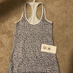 Lululemon Size 6 Seawheeze CRB NWT